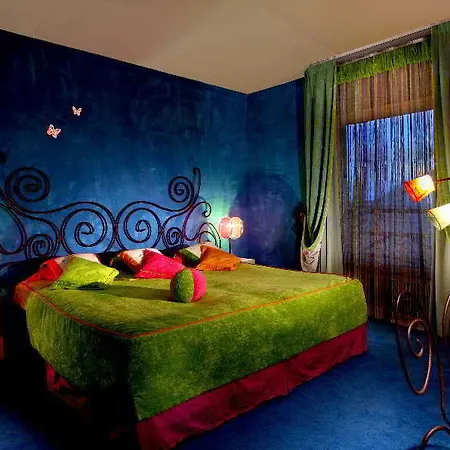 3.14 Hotell